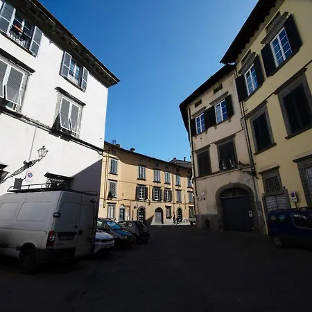 Venus Luxury In Center Town Apartment *